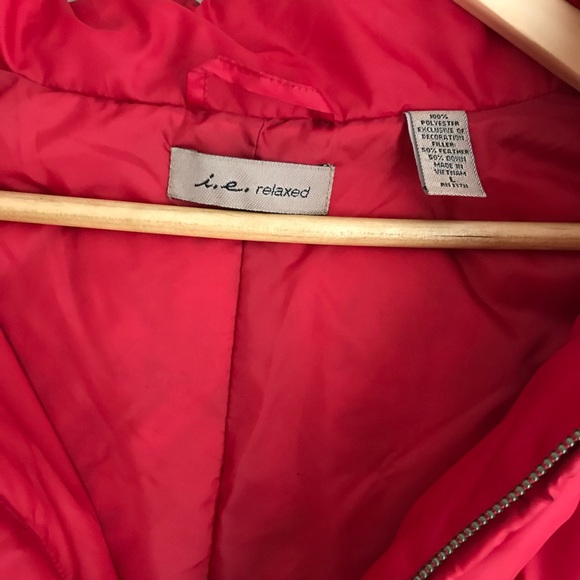 i.e. Relaxed Red Puffy Jacket - Picture 2 of 6
